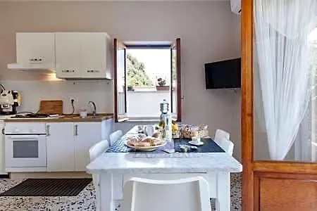 Miccio 3* Σορέντο